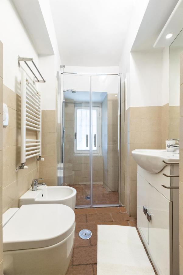 Deza Cozy Place In Monti Apartment Rome Luaran gambar